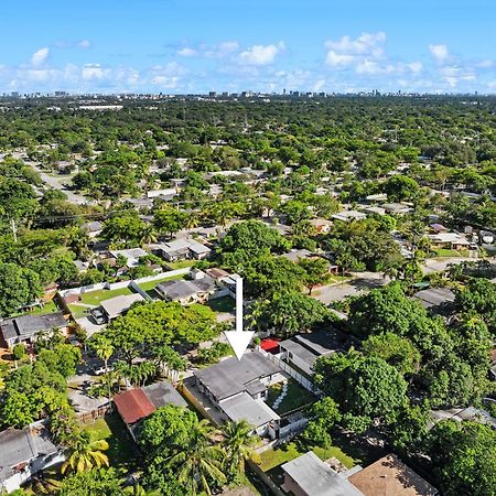 3 Bedroom And 2 Bath North Miami, Florida Bagian luar foto