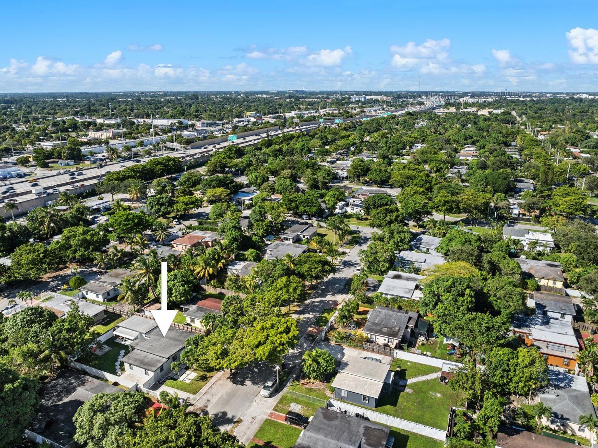 3 Bedroom And 2 Bath North Miami, Florida Bagian luar foto